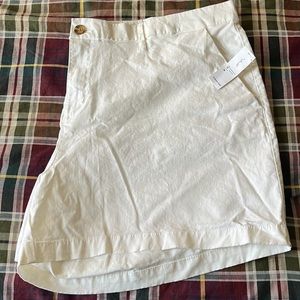 White Old Navy Cotton Shorts - Size 18 - NWT Never Worn